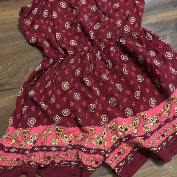 Hollister Small Romper - Picture 5 of 8